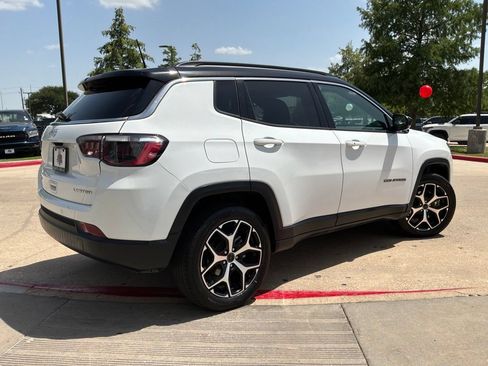 Used 2025 Jeep Compass Limited AWD/4WD image 6