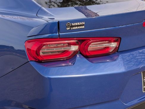 Used 2020 Chevrolet Camaro LT w/ Technology Package image 13