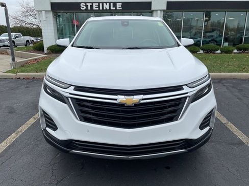 Used 2022 Chevrolet Equinox LT image 2
