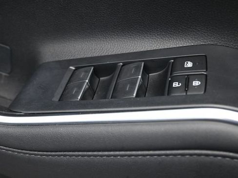 Used 2023 Toyota Highlander Platinum FWD image 17
