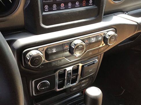 Used 2023 Jeep Wrangler Unlimited Sport AWD/4WD image 8