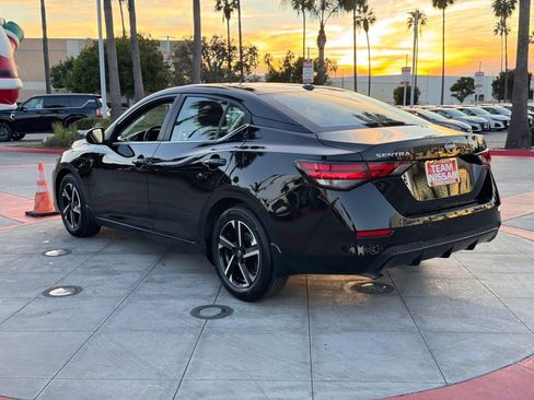 Certified 2025 Nissan Sentra SV image 6
