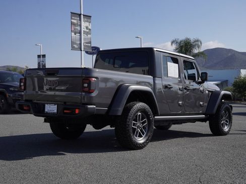 Used 2024 Jeep Gladiator Mojave w/ Convenience Group image 4