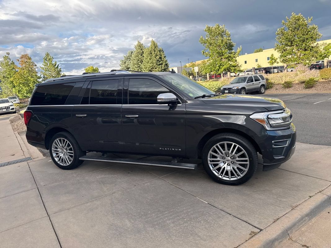 Used 2022 Ford Expedition Max Platinum AWD/4WD image 6