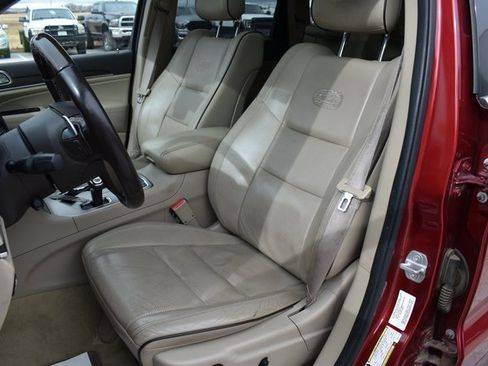 Used 2014 Jeep Grand Cherokee Overland image 14