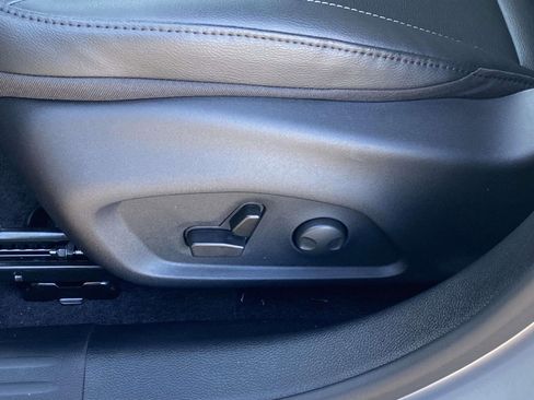 New 2026 Jeep Compass Limited image 15