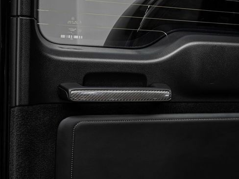 Used 2022 Mercedes-Benz G 550 G 550 image 17