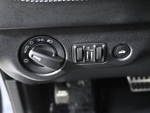 Used 2021 Dodge Charger Scat Pack RWD image 24