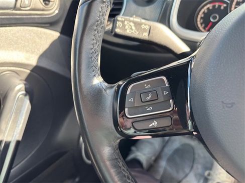 Used 2014 Volkswagen Beetle R-Line image 23