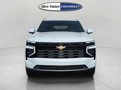 New 2026 Chevrolet Suburban High Country RWD image 2