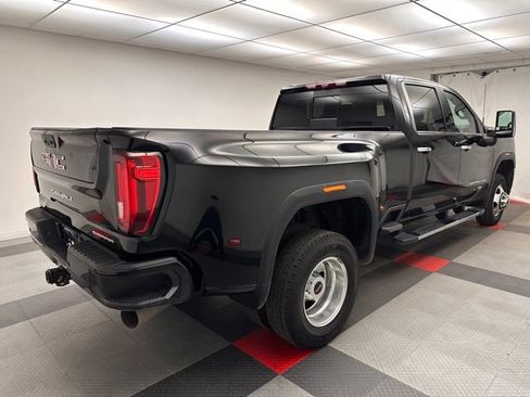 Used 2023 GMC Sierra 3500 Denali w/ Denali Ultimate Package AWD/4WD image 6