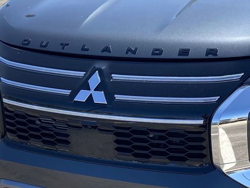 New 2026 Mitsubishi Outlander SE FWD image 28