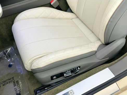 Certified 2023 Bentley Continental GT V8 AWD/4WD image 20