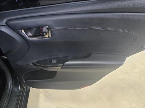 Used 2015 Toyota Avalon XLE FWD image 22