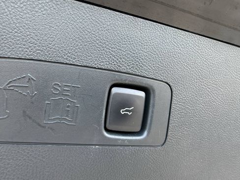 Used 2021 Lincoln Corsair Reserve FWD image 39