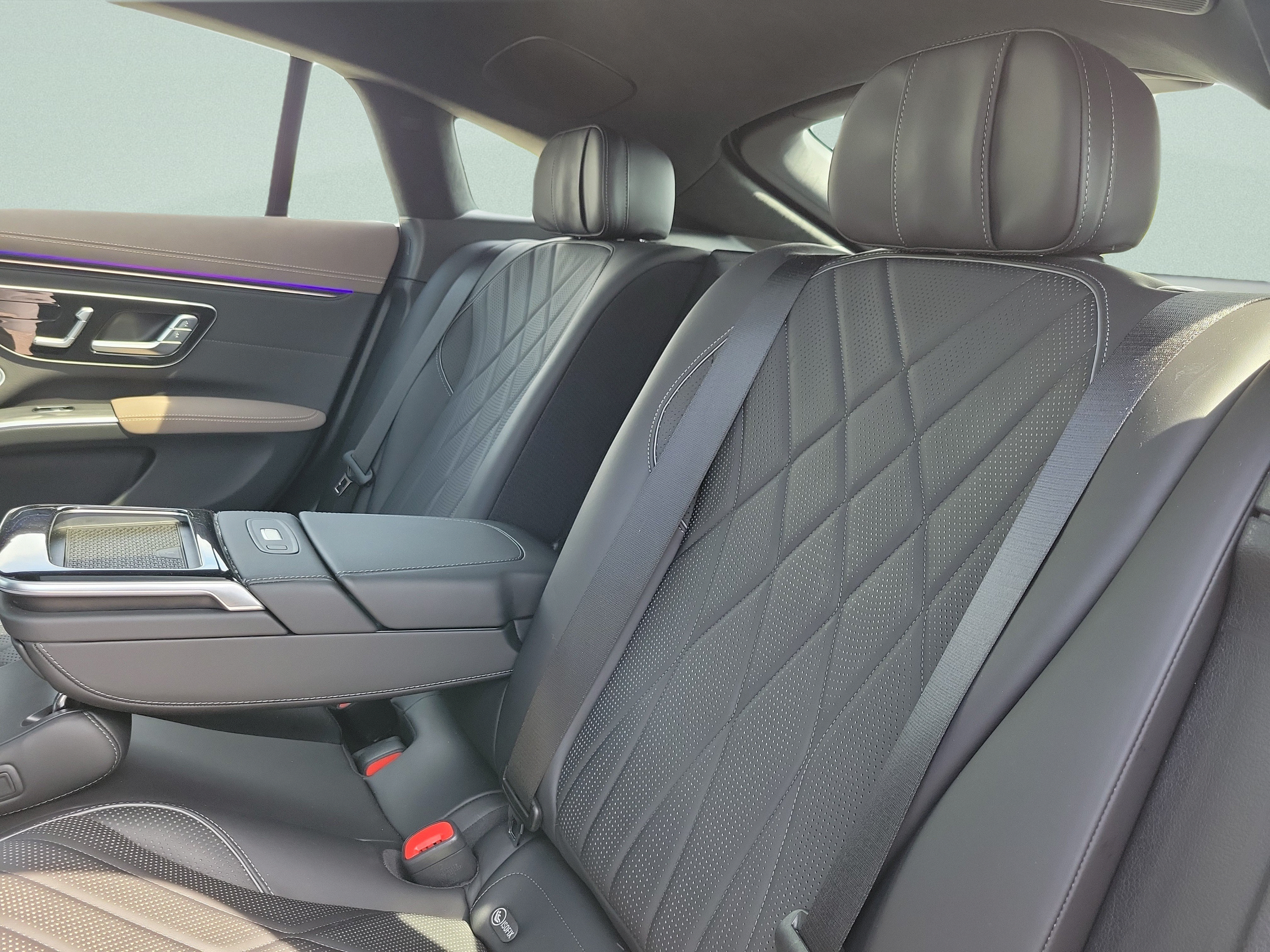Certified 2024 Mercedes-Benz EQS 580 4MATIC Sedan image 9