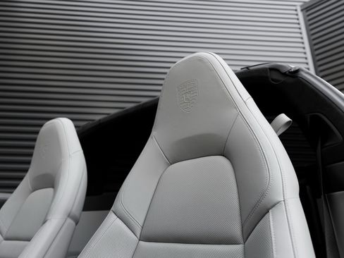 Used 2024 Porsche 911 Targa 4S image 17