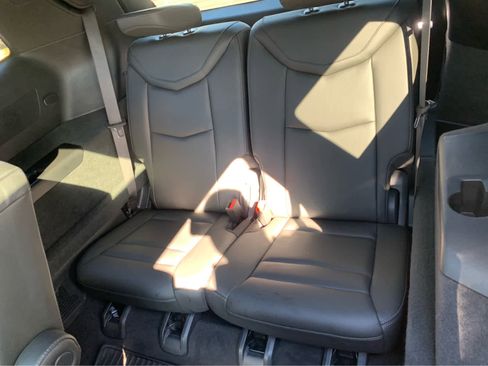 Used 2020 Cadillac XT6 Sport image 25