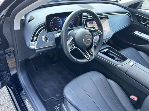 Certified 2025 Mercedes-Benz E 350 4MATIC Sedan image 21