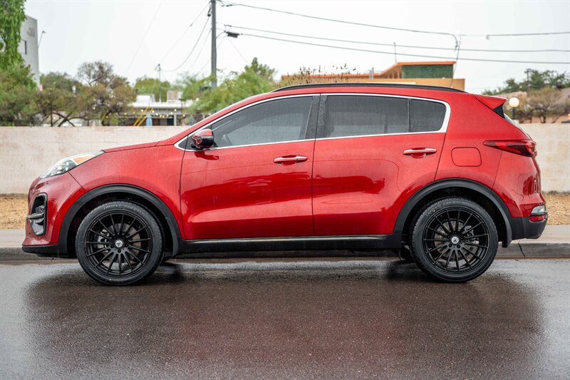Used 2022 Kia Sportage SX FWD image 2