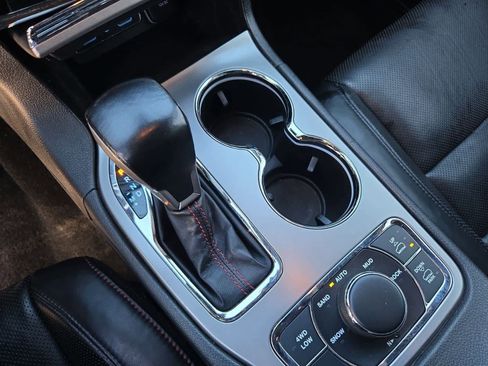 Used 2020 Jeep Grand Cherokee Trailhawk w/ Trailhawk Luxury Group image 33