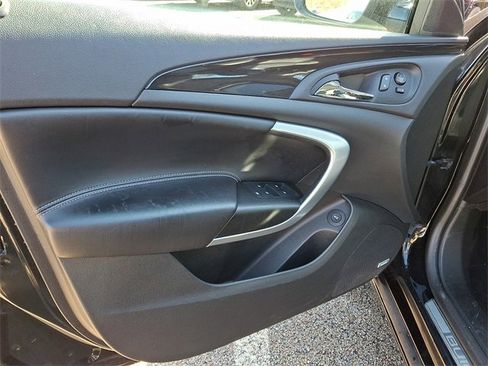 Used 2017 Buick Regal Premium w/ Driver Confidence Package #1 image 12