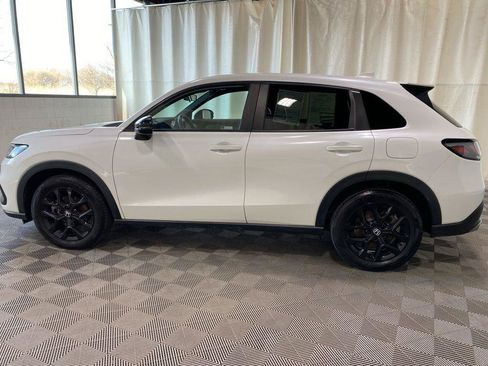 Used 2023 Honda HR-V Sport image 5