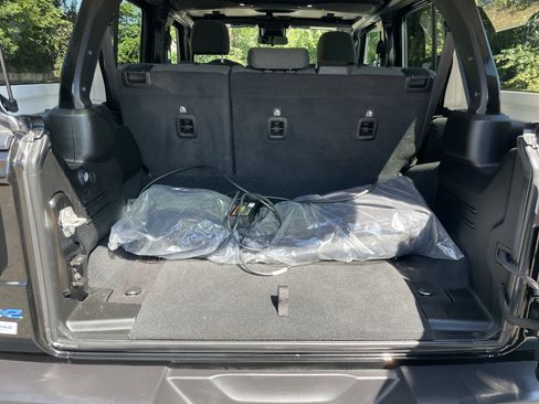 Used 2024 Jeep Wrangler Sport S w/ Convenience Group image 20