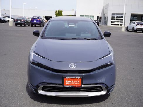 New 2026 Toyota Prius Plug-In Hybrid image 4