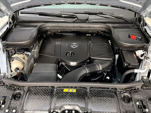 Used 2024 Mercedes-Benz GLE 350 4MATIC image 11