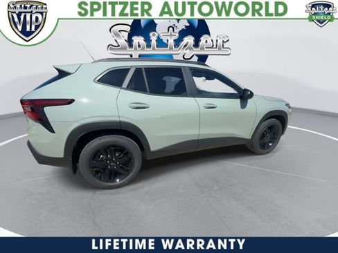 Used 2026 Chevrolet Trax ACTIV w/ Sunroof Package FWD image 11