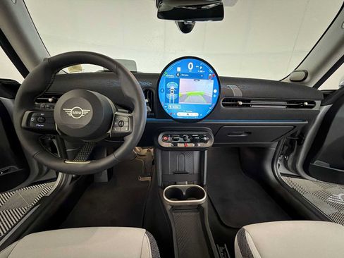 Used 2025 MINI Cooper S FWD image 15