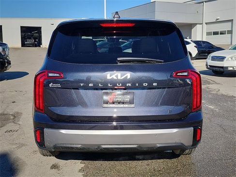 New 2025 Kia Telluride LX image 4