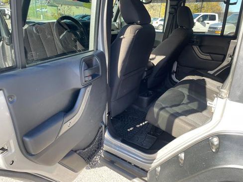 Used 2016 Jeep Wrangler Unlimited Sport image 20