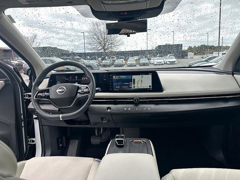 Certified 2025 Nissan Ariya AWD image 18