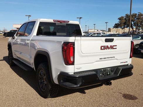 Used 2024 GMC Sierra 1500 AT4X image 3