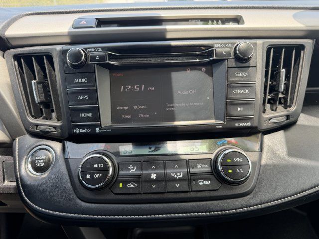 Used 2018 Toyota RAV4 XLE FWD image 23