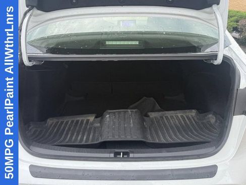 Used 2024 Toyota Corolla LE FWD image 4