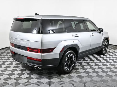 Used 2024 Hyundai Santa Fe SE image 6