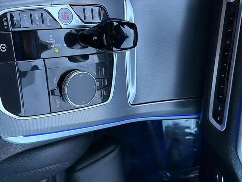 Used 2022 BMW X5 xDrive40i w/ Premium Package image 46