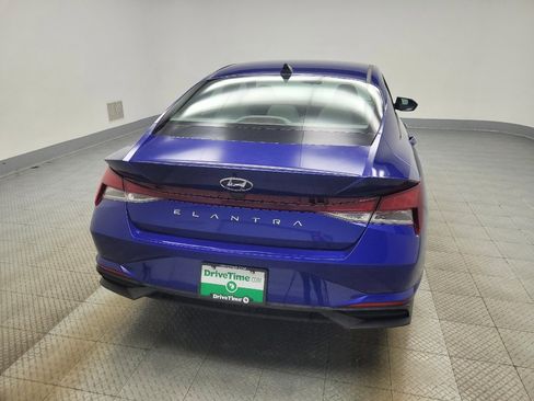 Used 2021 Hyundai Elantra SE w/ Cargo Package image 7