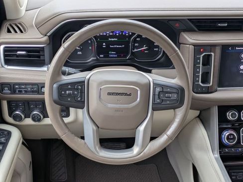 Used 2021 GMC Yukon Denali w/ Denali Ultimate Package image 15