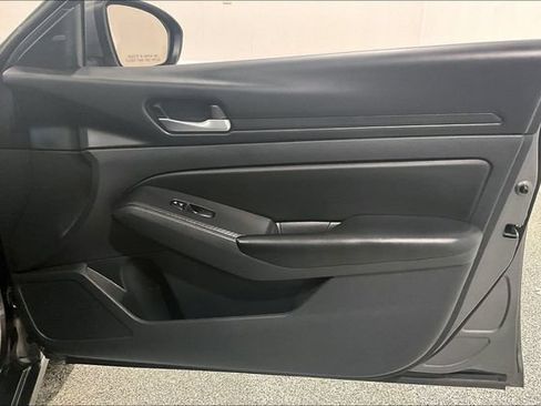 Used 2022 Nissan Altima 2.5 AWD/4WD image 33