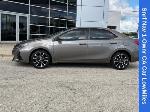 Used 2019 Toyota Corolla SE w/ SE Premium Package FWD image 6
