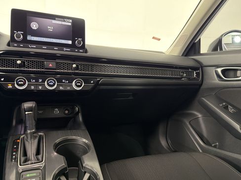 Used 2024 Honda Civic EX image 29