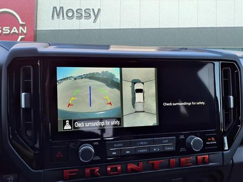 New 2026 Nissan Frontier PRO-4X w/ Pro-4x Convenience Package image 12