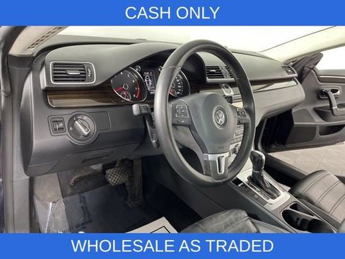 Used 2013 Volkswagen CC Lux image 16