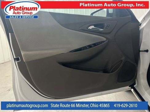 Used 2022 Chevrolet Malibu LT FWD image 47