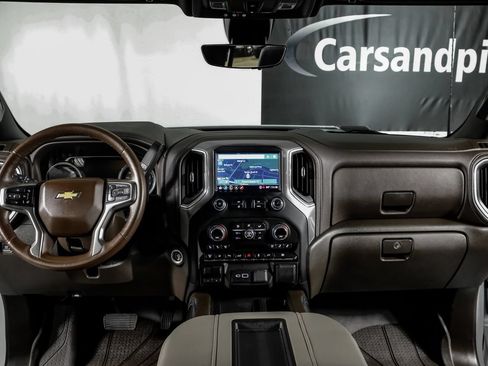 Used 2022 Chevrolet Silverado 3500 LTZ w/ LTZ Plus Package AWD/4WD image 15