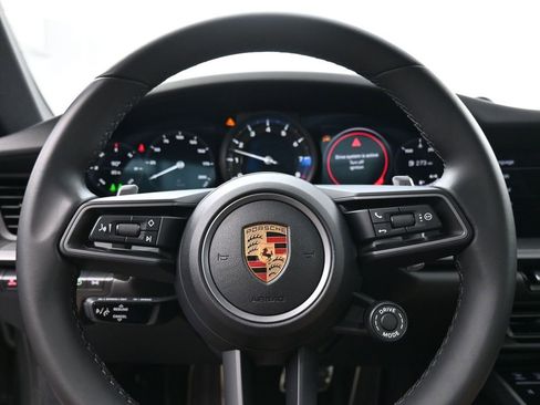 Used 2022 Porsche 911 Carrera S image 8